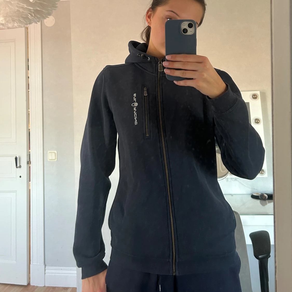 Superfin huvtröja från Sail Racing!!