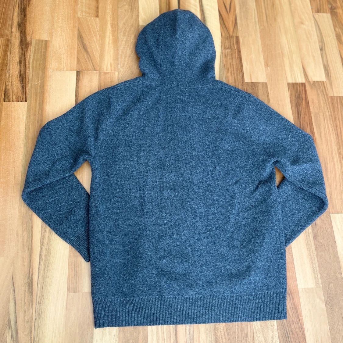 Grå Merinoull hoodie / S - 1
