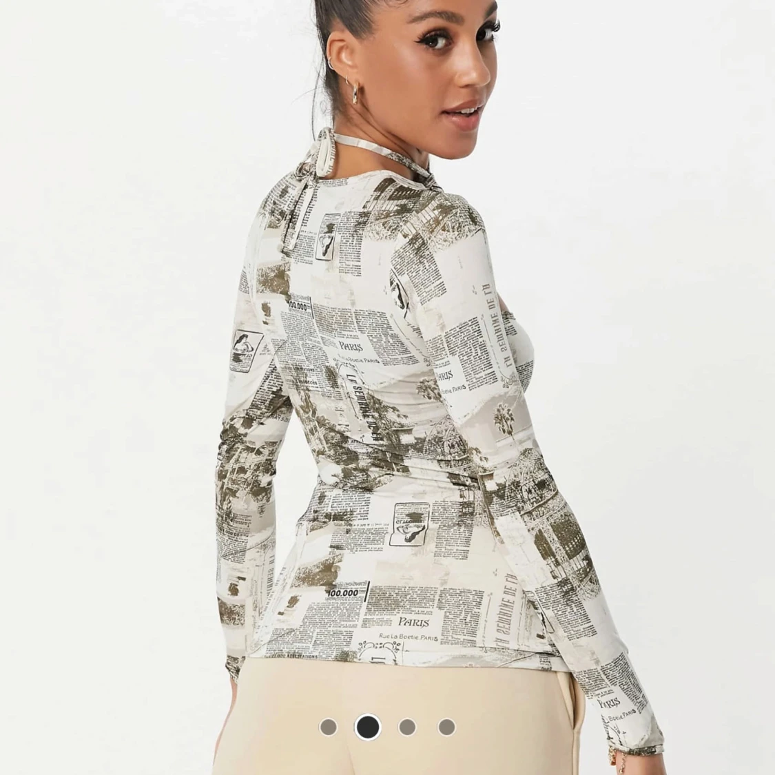 Långärmad topp med detaljer  - 2