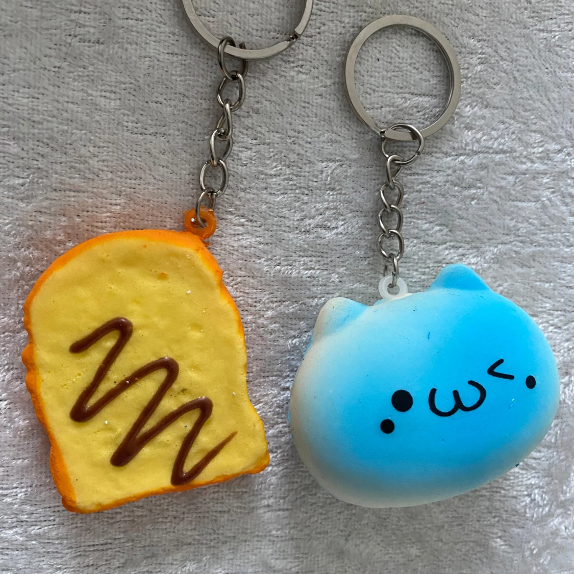 Söta nyckelringar med bakverkstema - 1