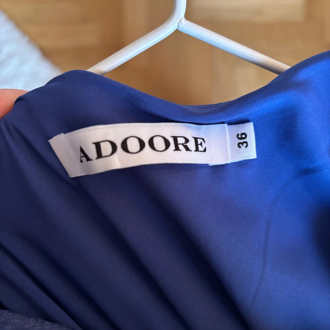 Blå blommig klänning från ADOORE - 3