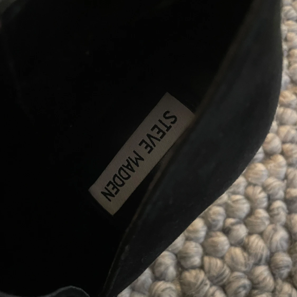 Svarta stövletter i mocka från Steve Madden - 2