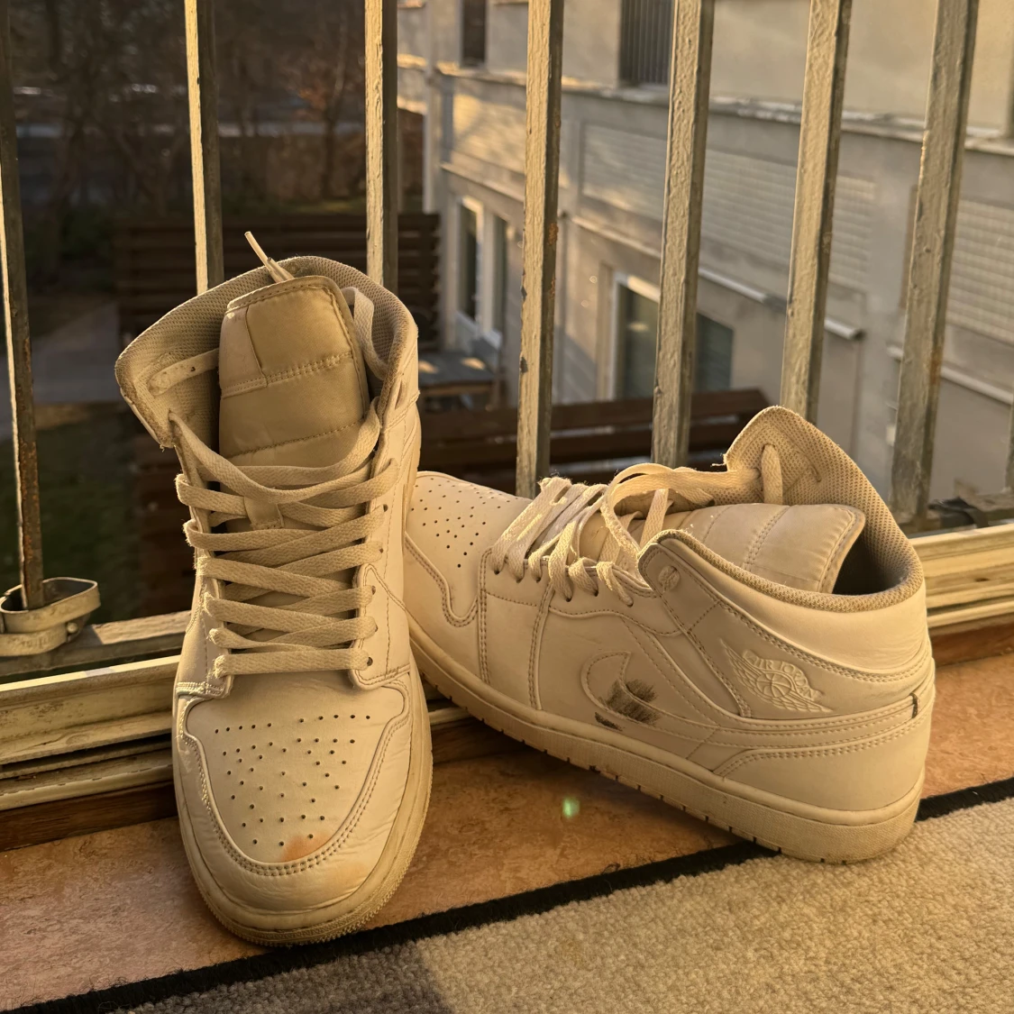 Jordan 1 Mid Triple White - 1