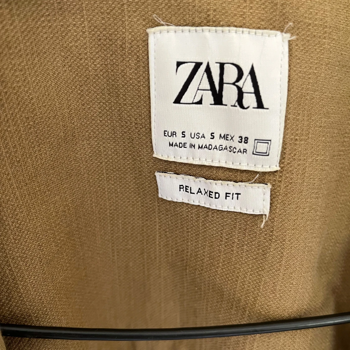 Beige overshirt från ZARA, relaxed fit - 1