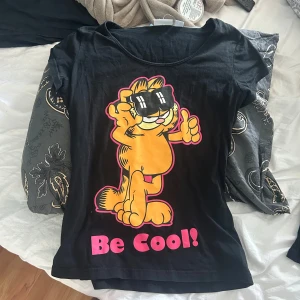t shirt - T-shirt i storlek s💞