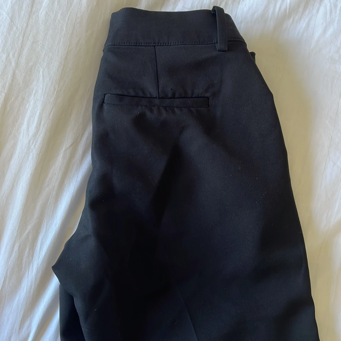 Svarta kostymbyxor från BikBok - 1