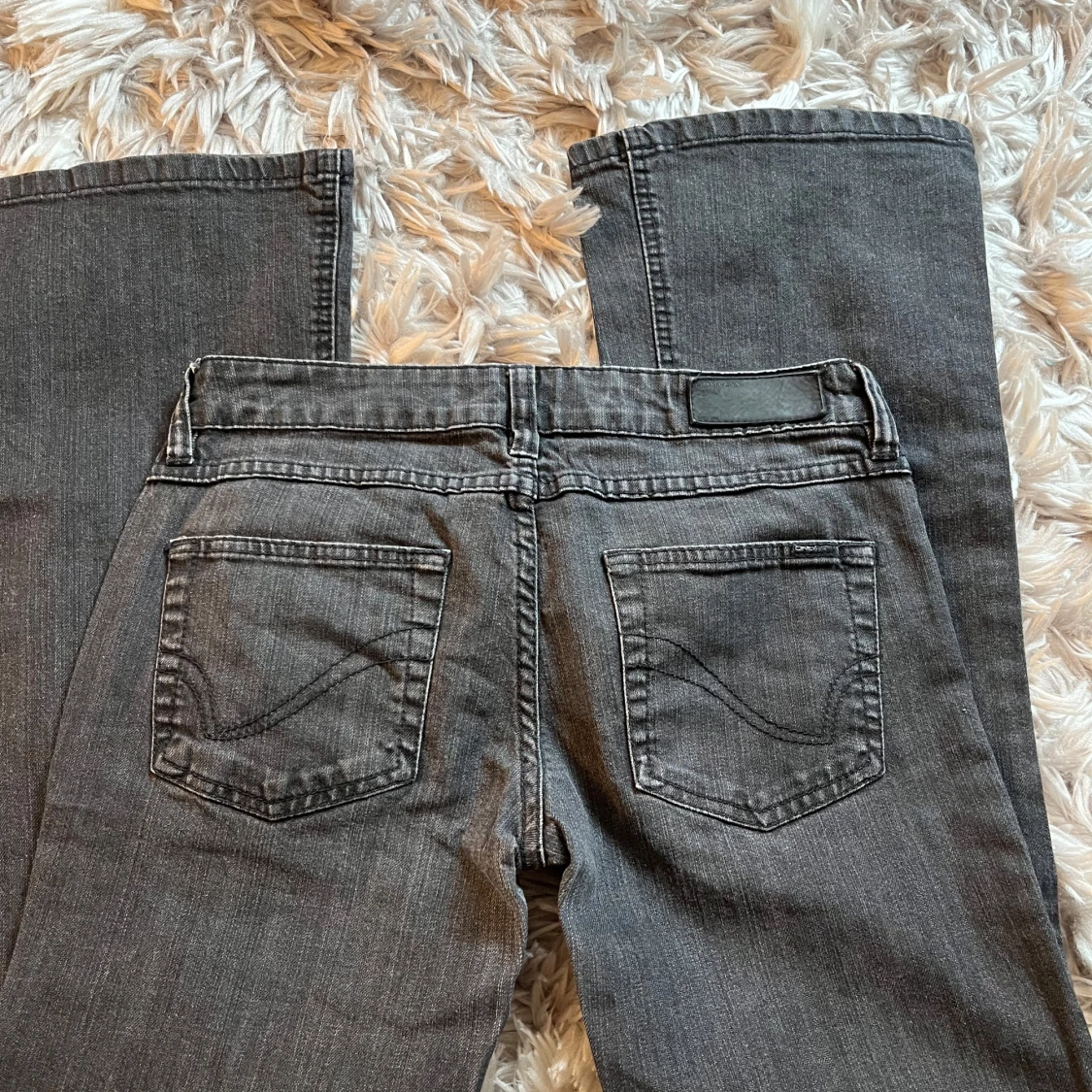 Grå jeans från ONLY Limitless Denim