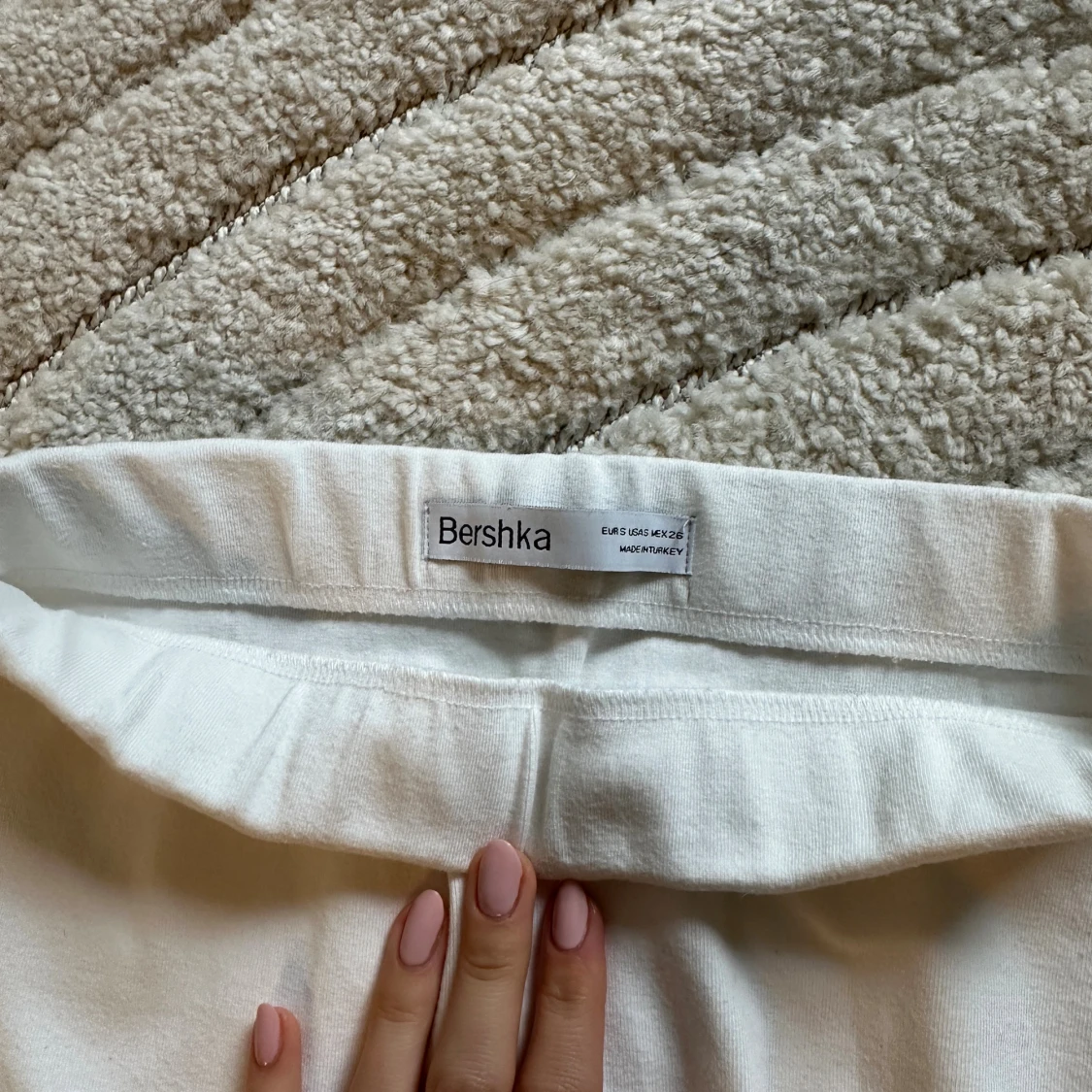 Vit långkjol från Bershka - 2