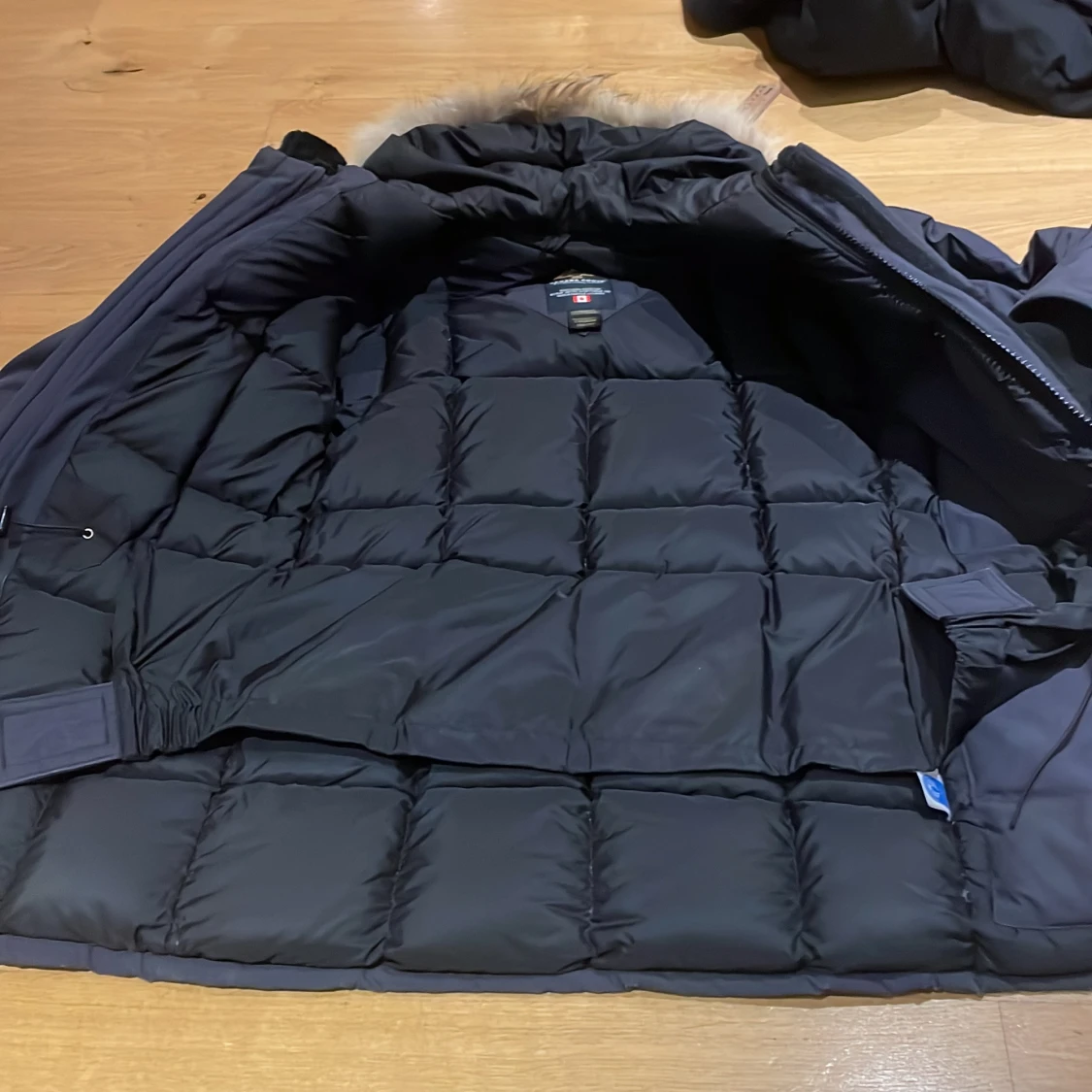 Mörkgrå Canada Goose dunjacka XS - 4