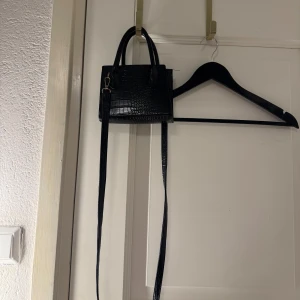 Svart väska - Supersöt väska