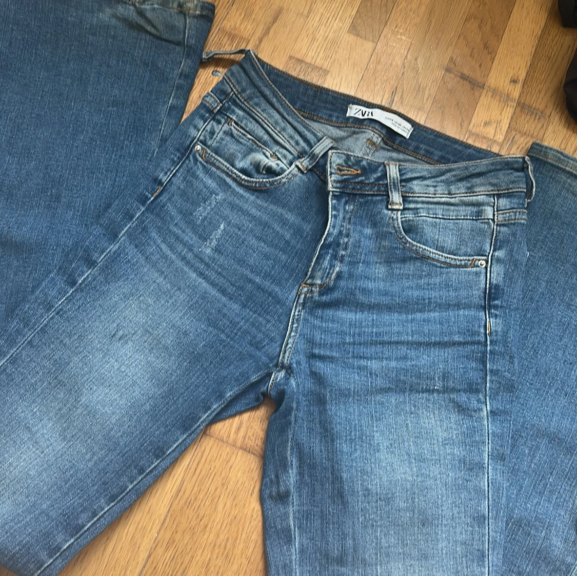 Blå jeans från Zara