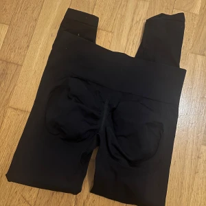 Svarta leggings - Tränings tights