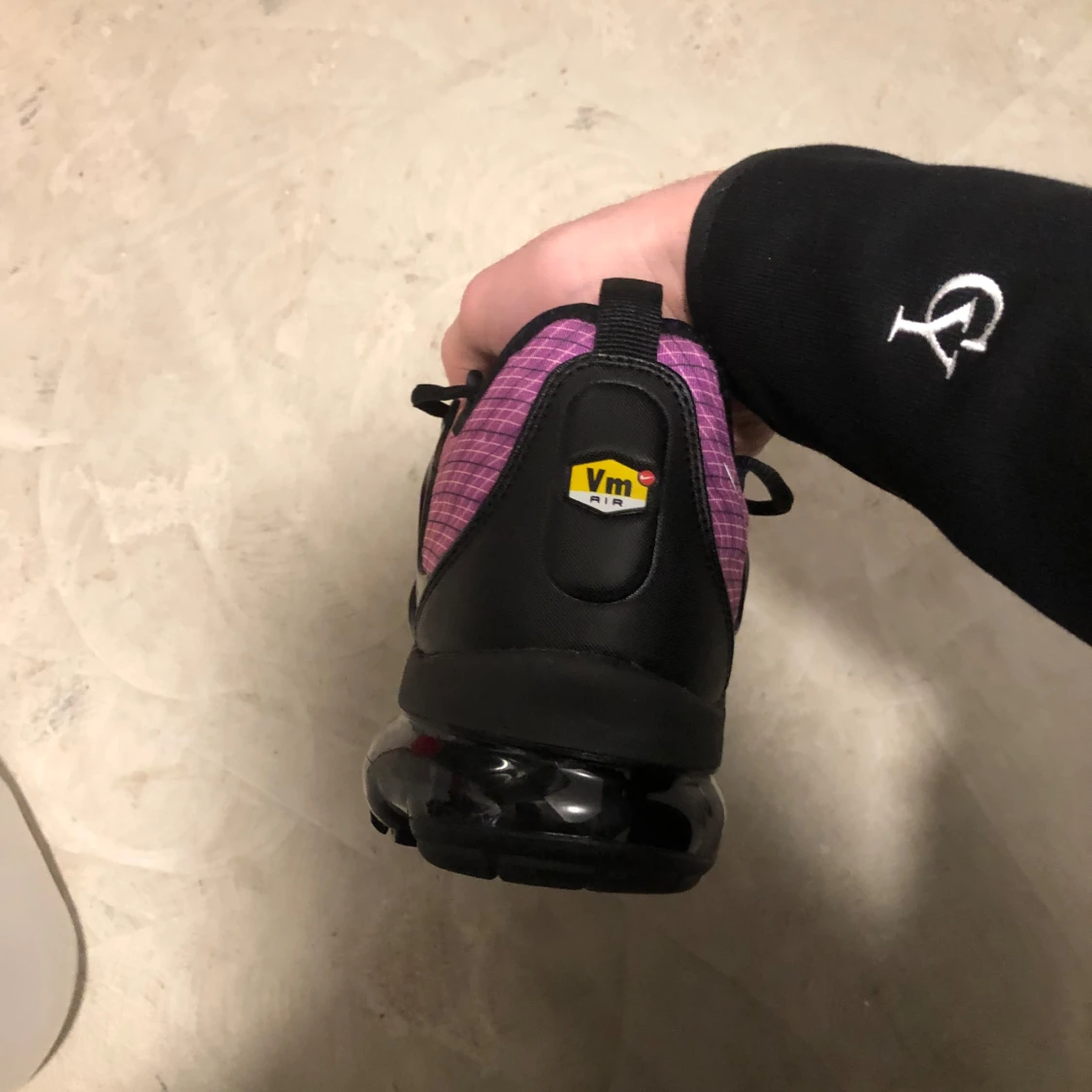 Nike Air Vapormax Plus - 3