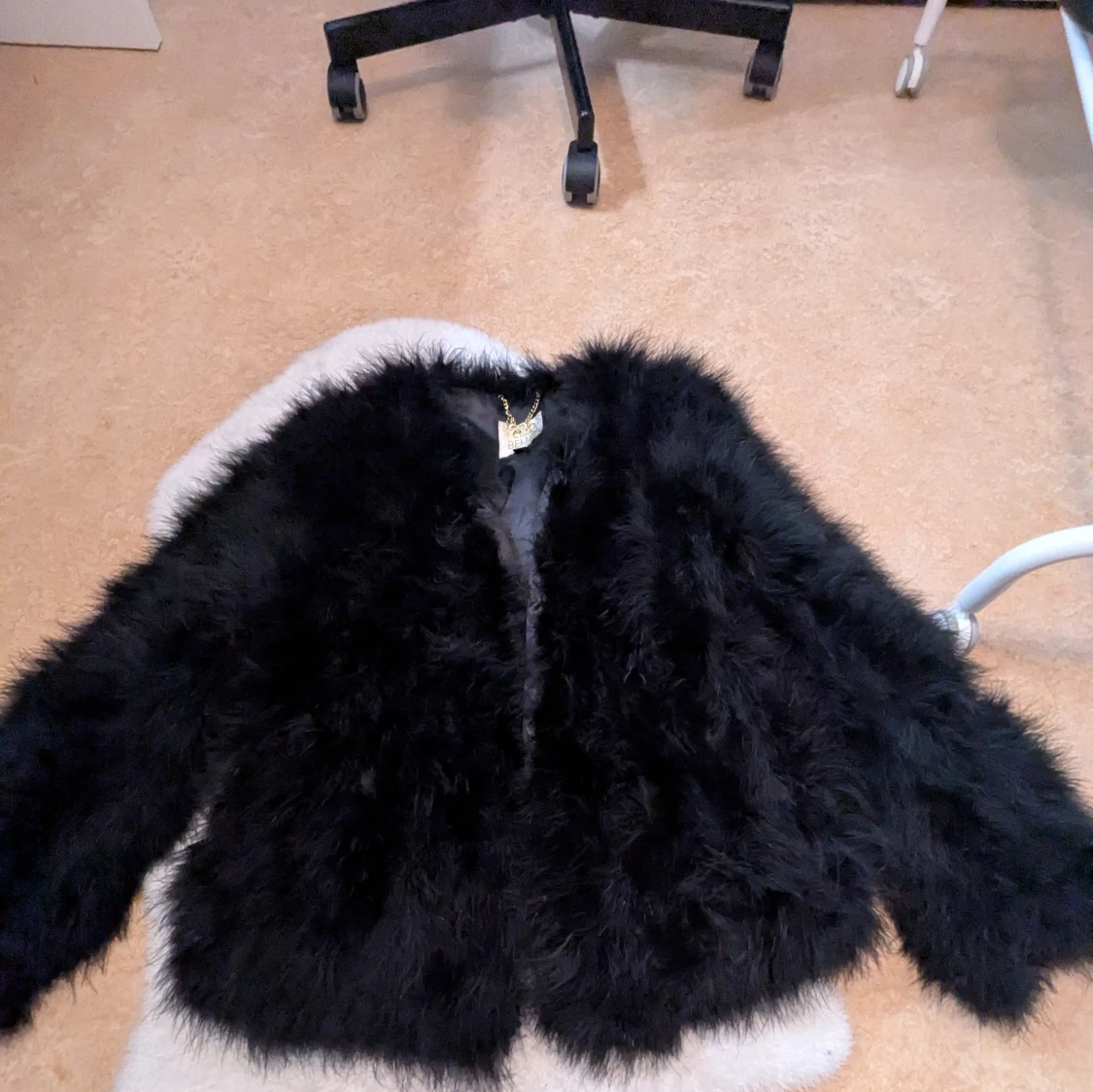 Svart pälsjacka - 1