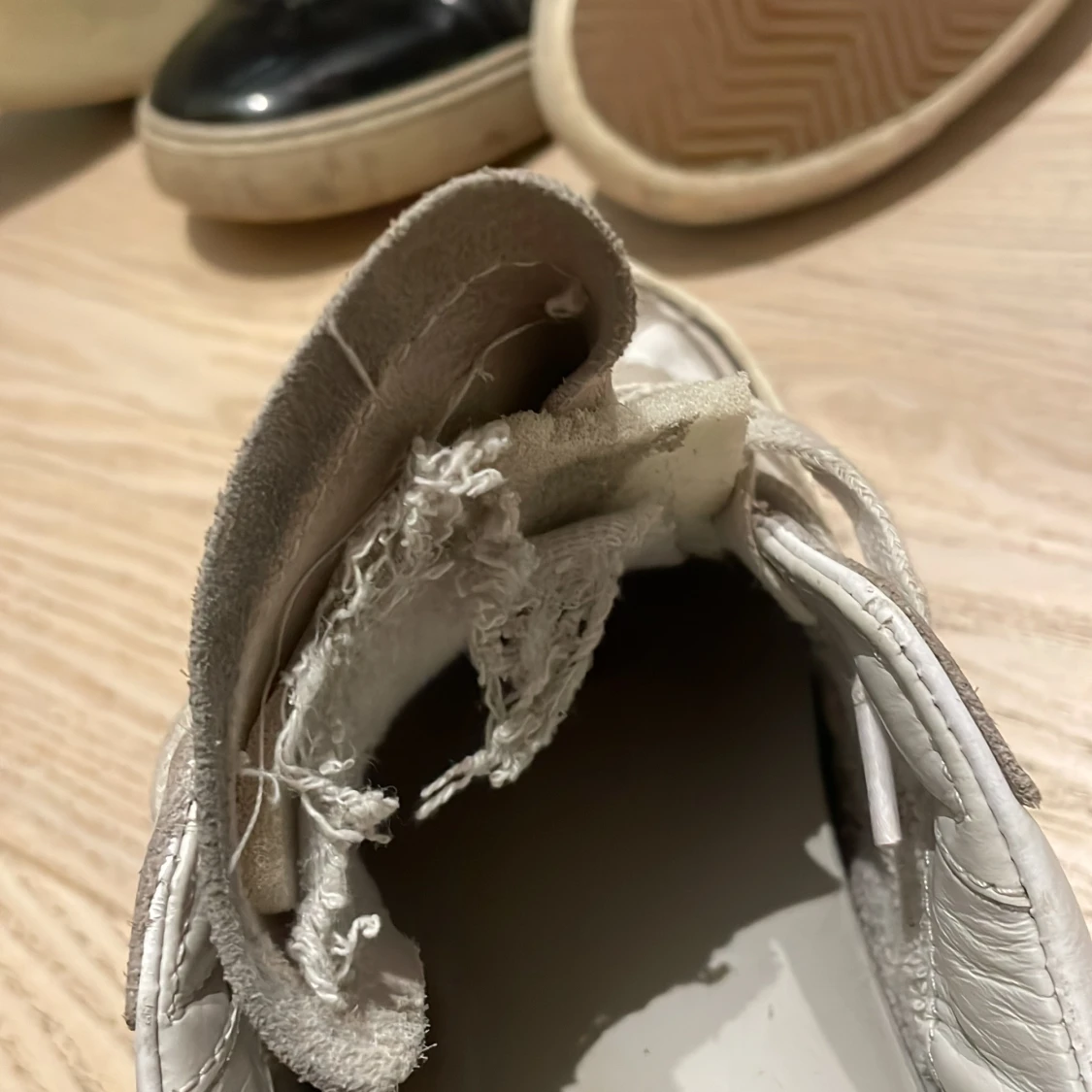 Svarta och vita sneakers från Philippe Model och Lanvin - 2