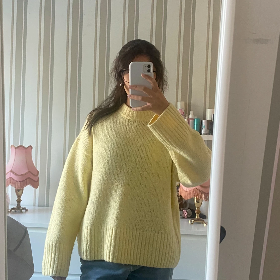 Ljusgul stickad tröja från gina - 1