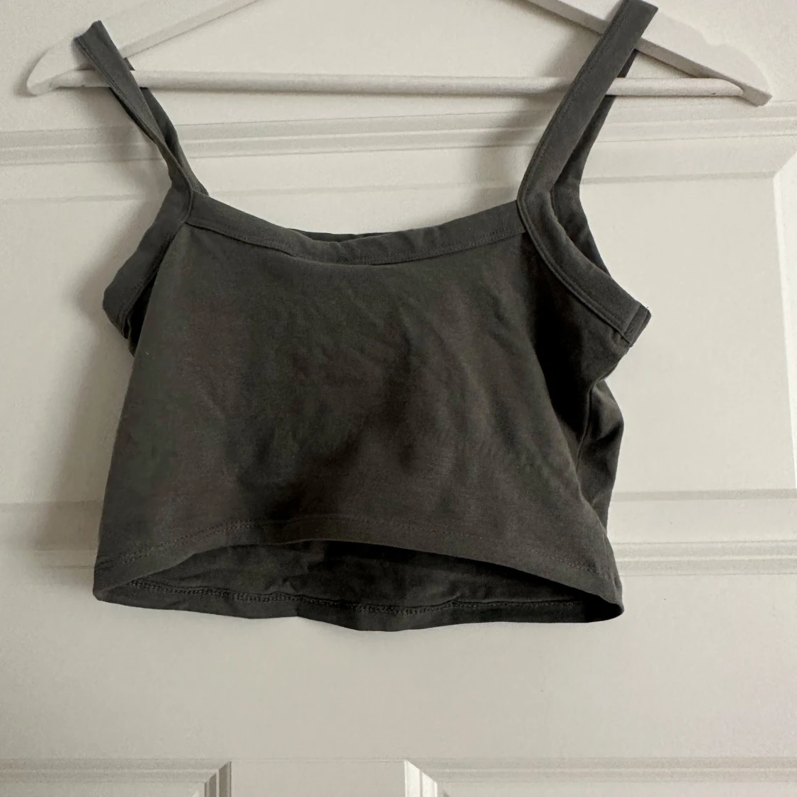 Grå croppad linnetopp från H&M - 1