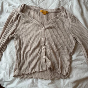 Mysig tröja från gina young  - Super skön! 