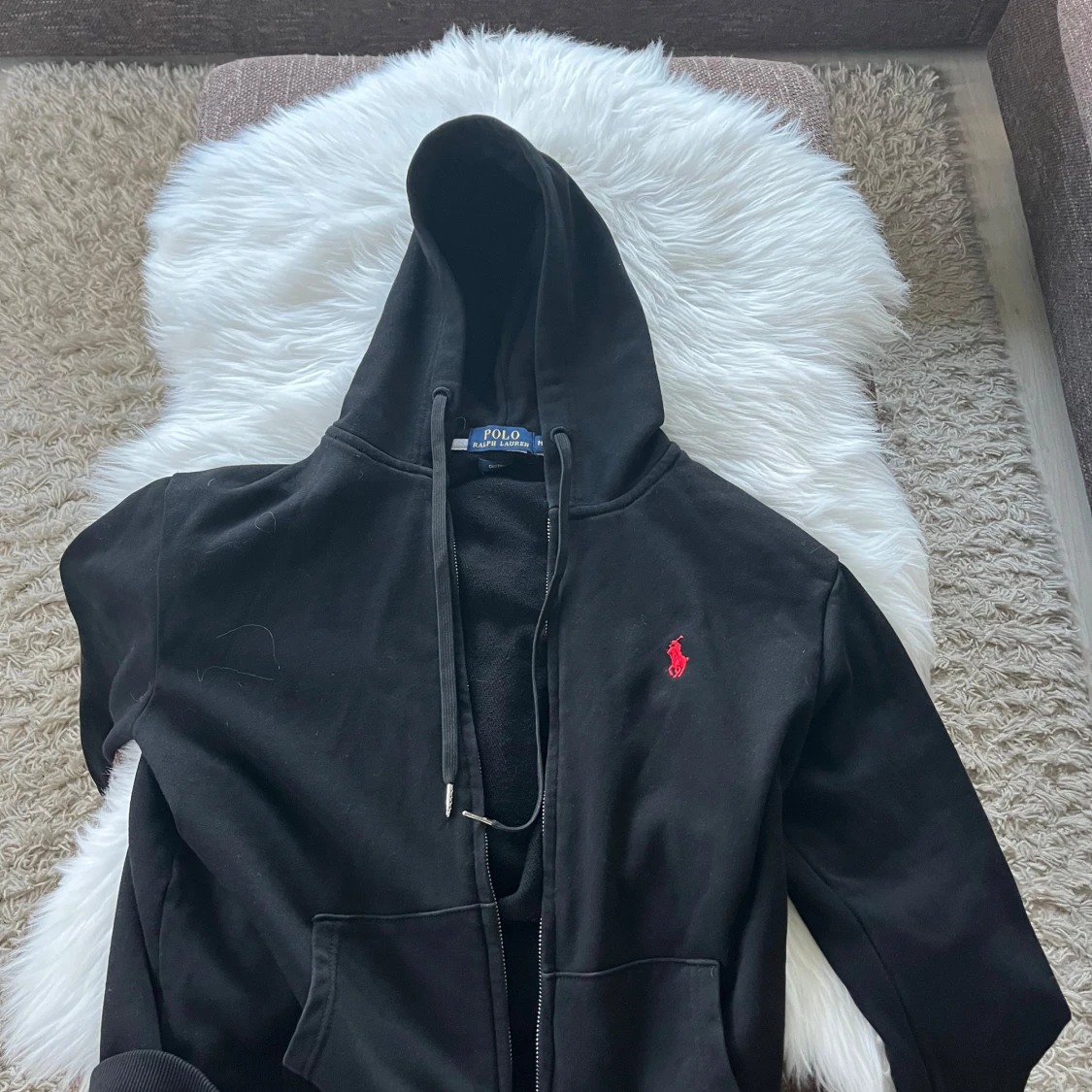 Svart hoodie från Polo Ralph Lauren