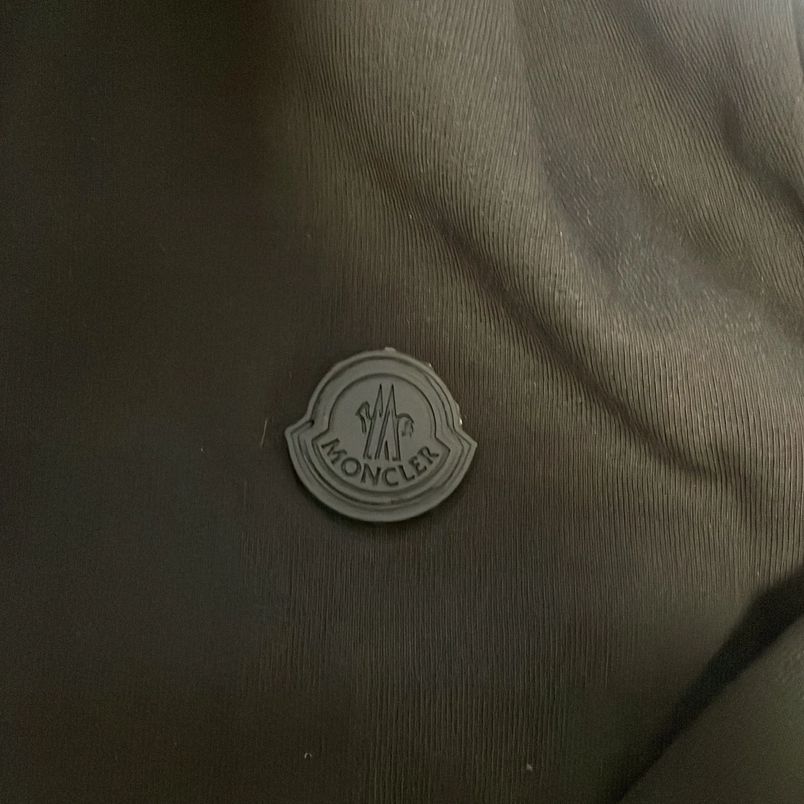 Svart Moncler zipjacka - 1