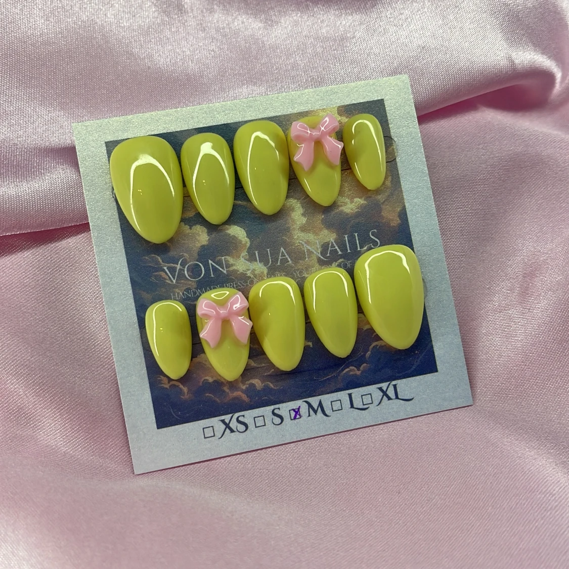 Lemonade (M);Short Almond