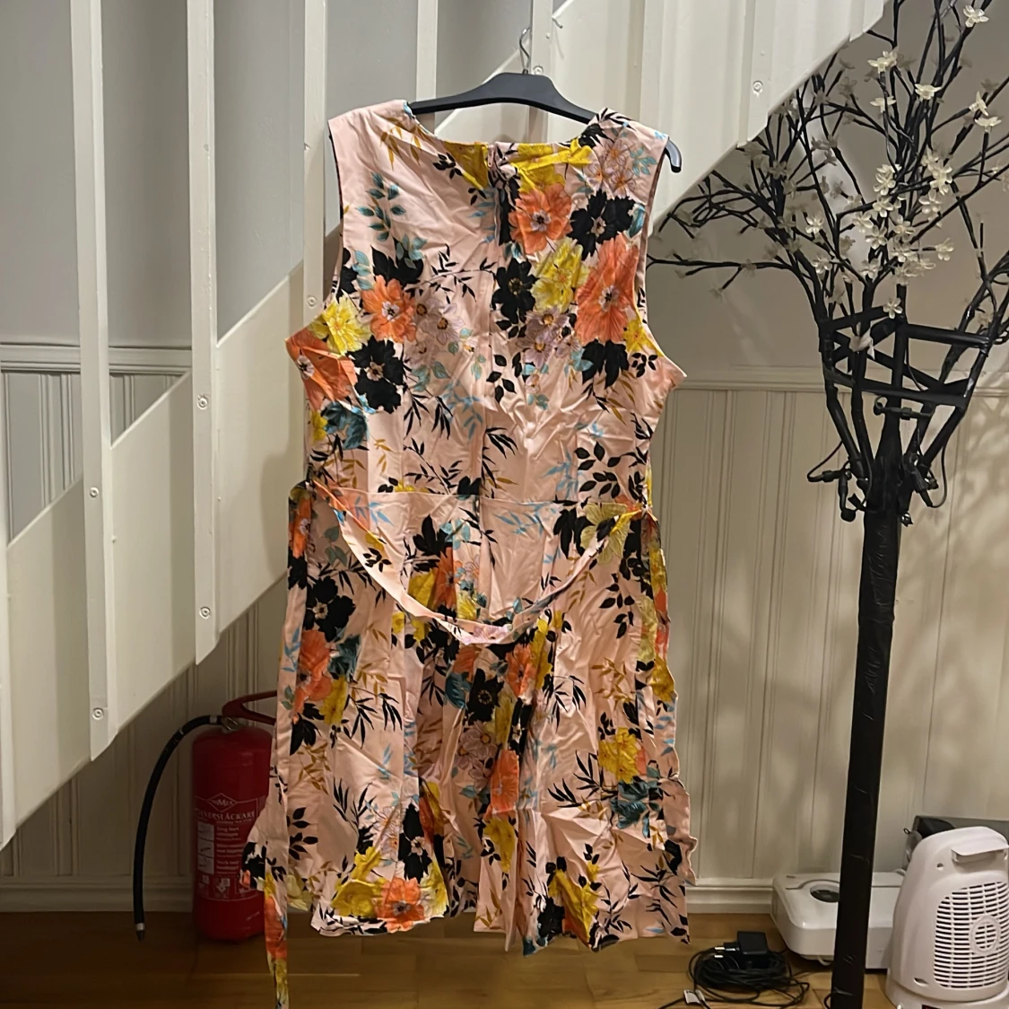 Blommig kortklänning Dorothy Perkins - 1