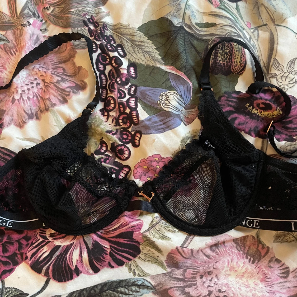 Svart spetsbh från Lounge