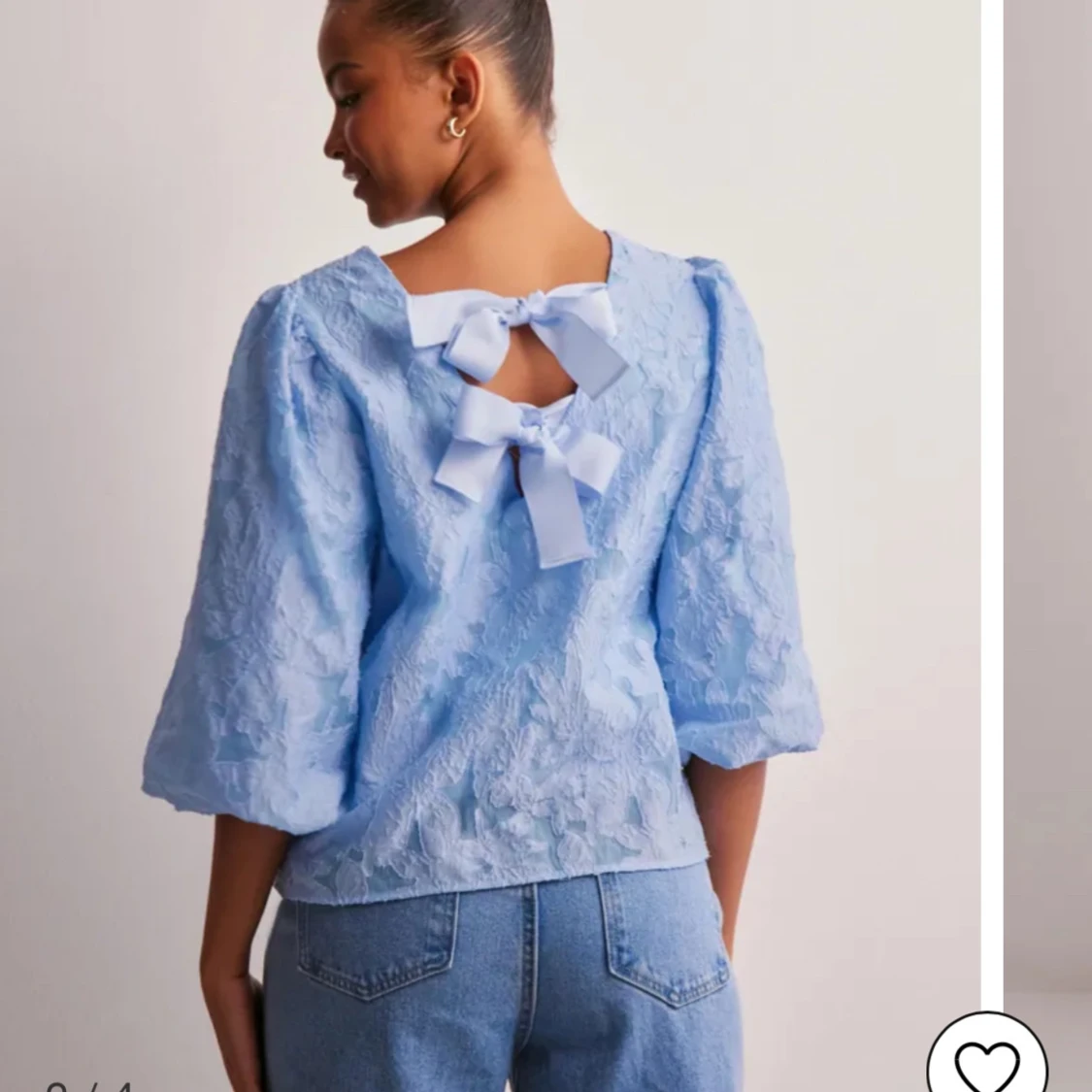 Blå blus med rosett - 2