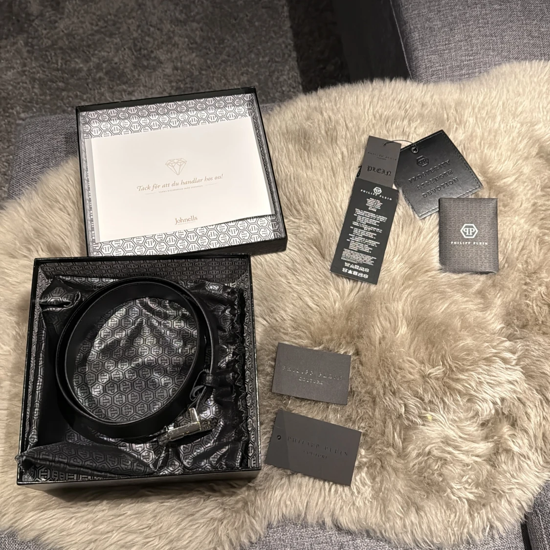 Svart bälte med dödskalle-spänne från Philipp Plein - 2