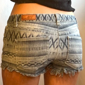 Jeansshorts LTB  - Midjemått: 37cm 💖läs min bio innan ni skriver 