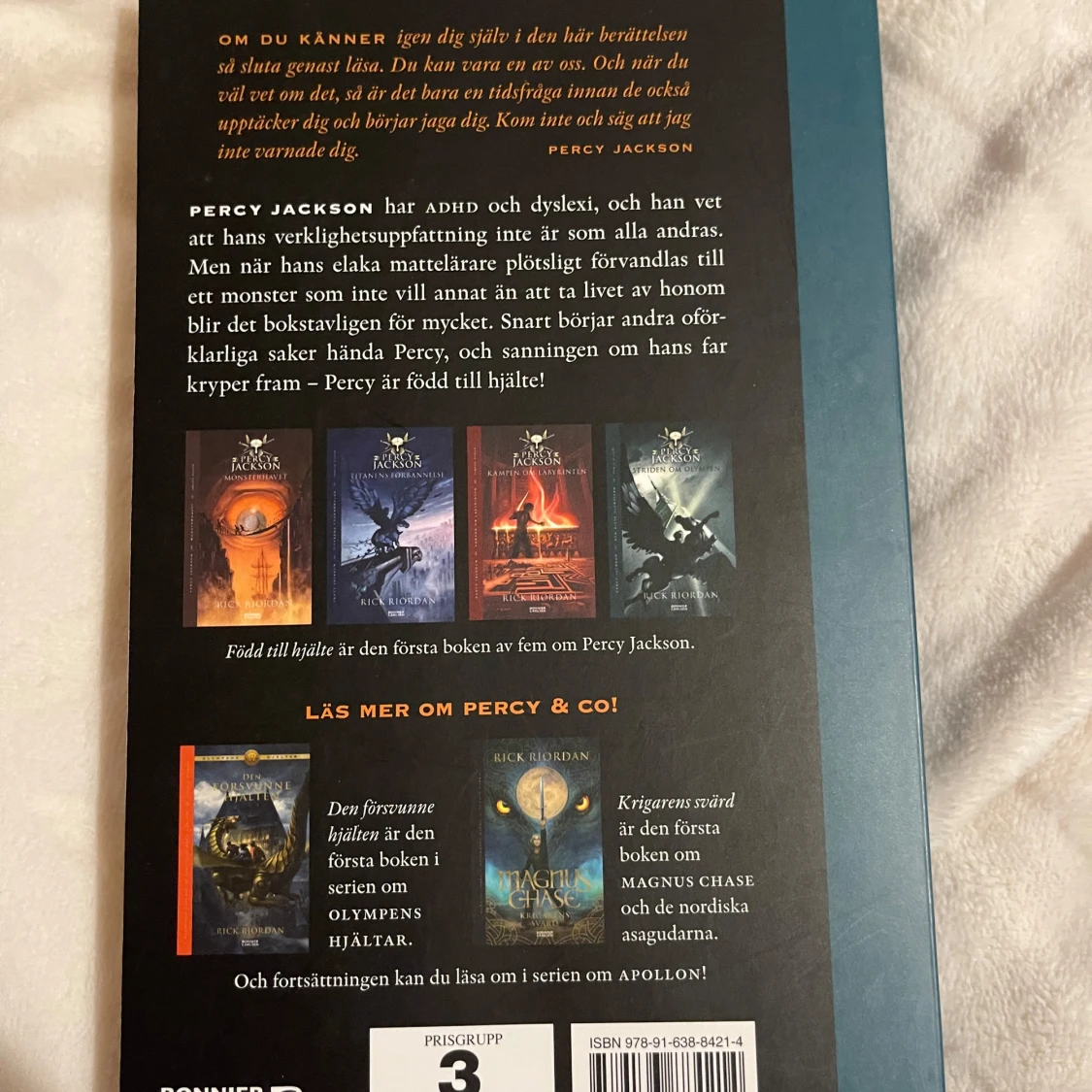 Född till hjälte - 1