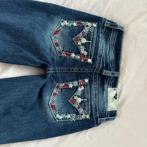 Dark blue missme jeanss🩷 - Rare bootcut missme jeans💗 Never used (new). Size W26 L34. Bought frim USA, but selling bc too big for me. Rare design🫶 Paid 200€!!