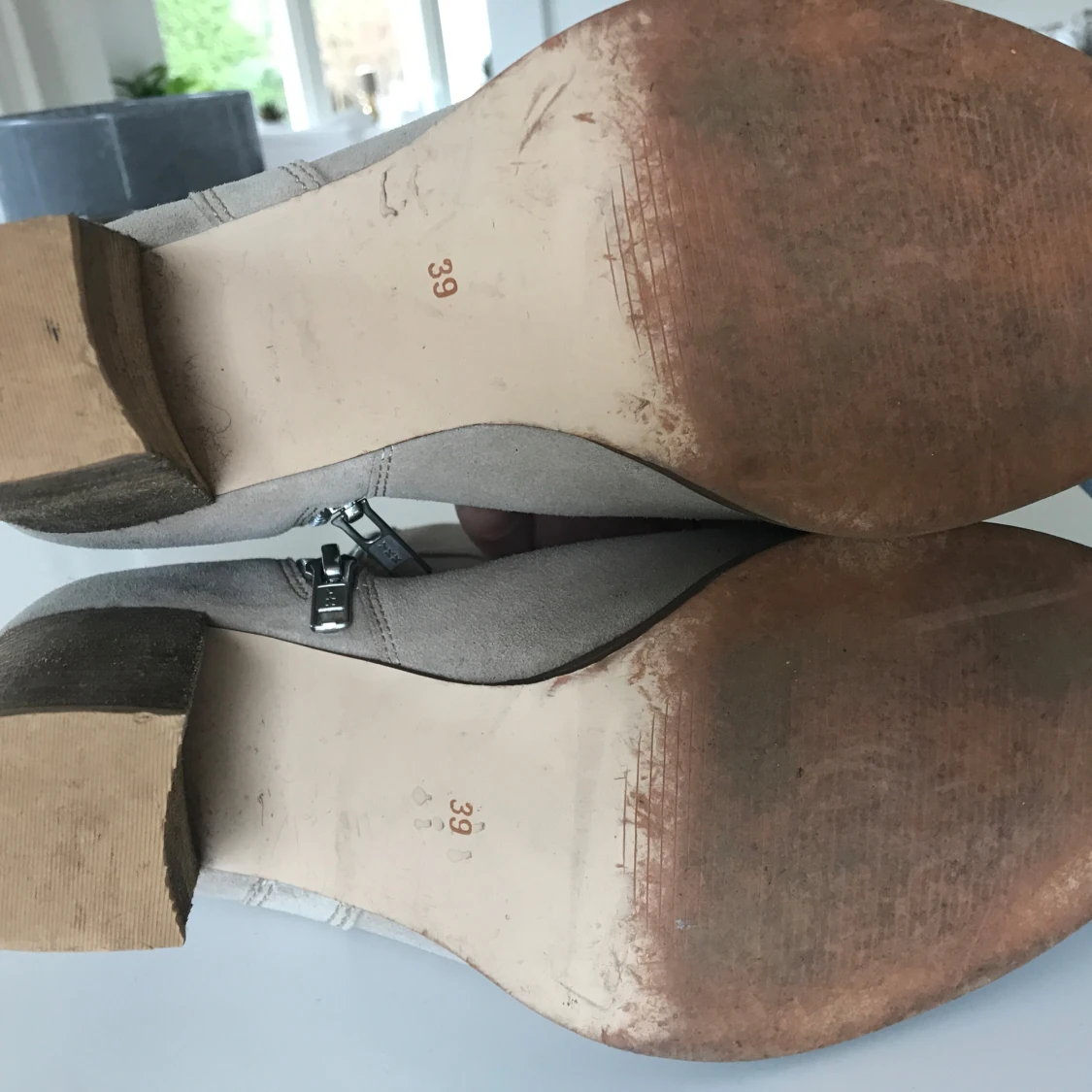 Beige ankelboots mocka Stl 39 - 4