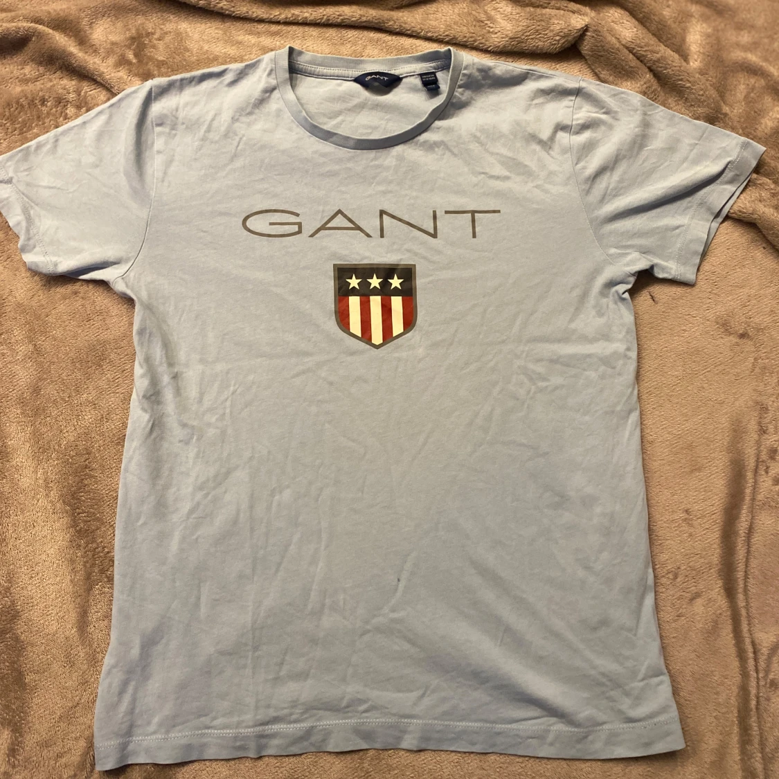 Ljusblå t-shirt från GANT - 2