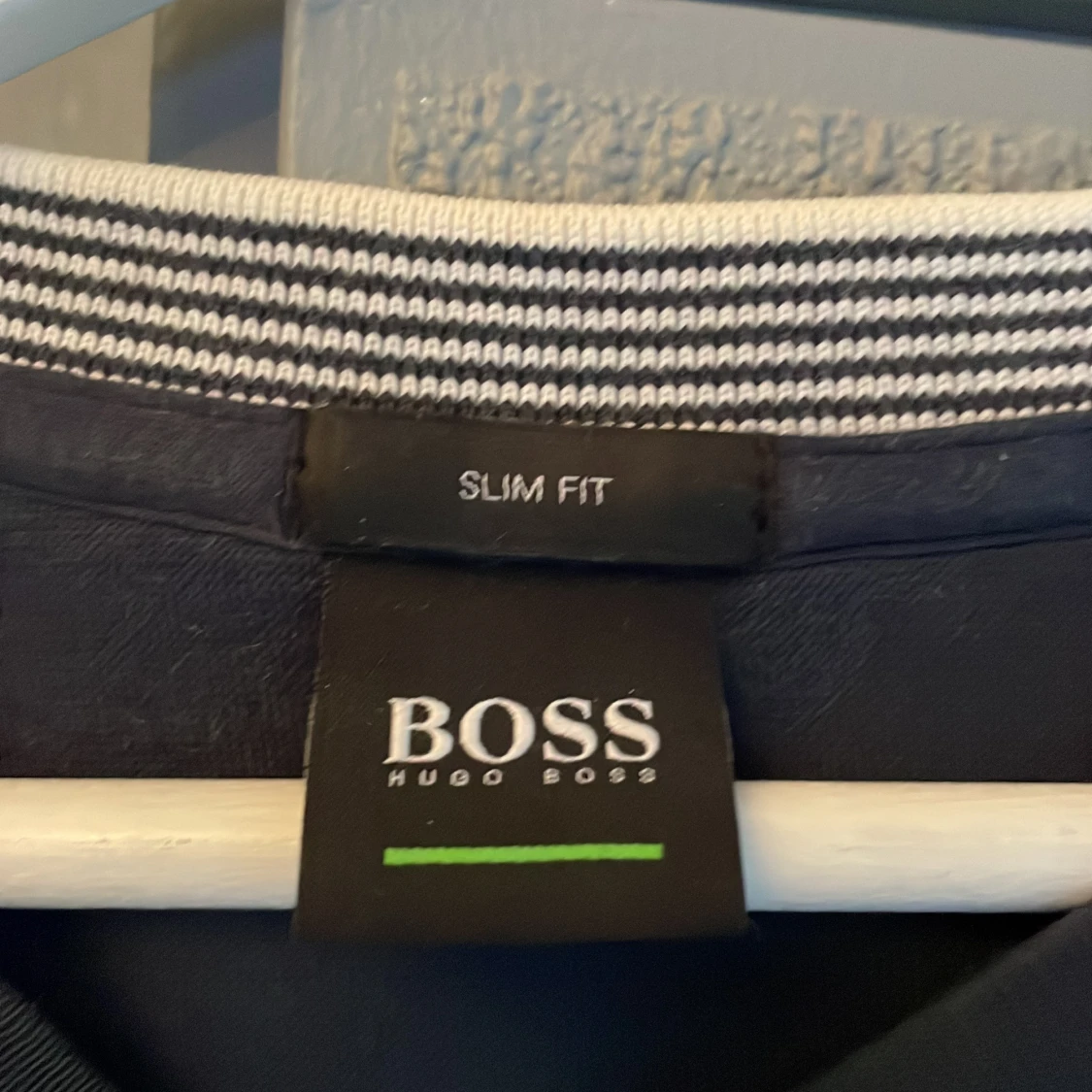 Mörkblå tröja från Hugo Boss - 3
