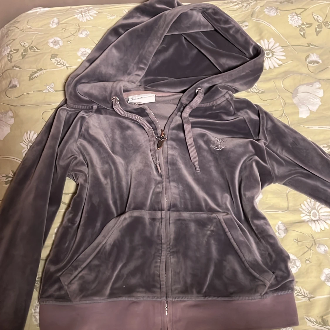 Grå velour juicy set från Juicy Couture