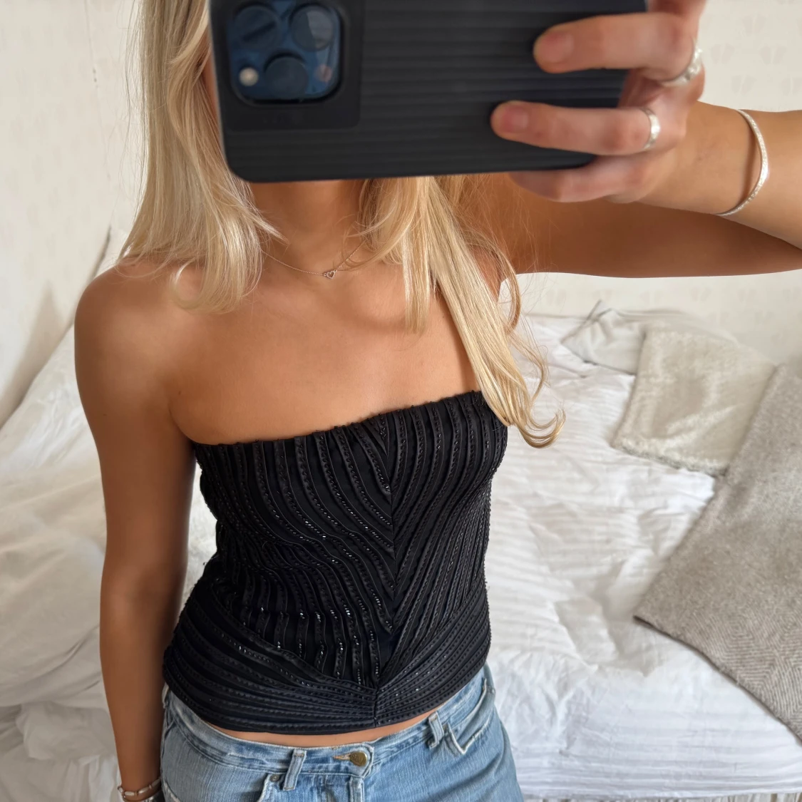 Svart bandeautopp - 2