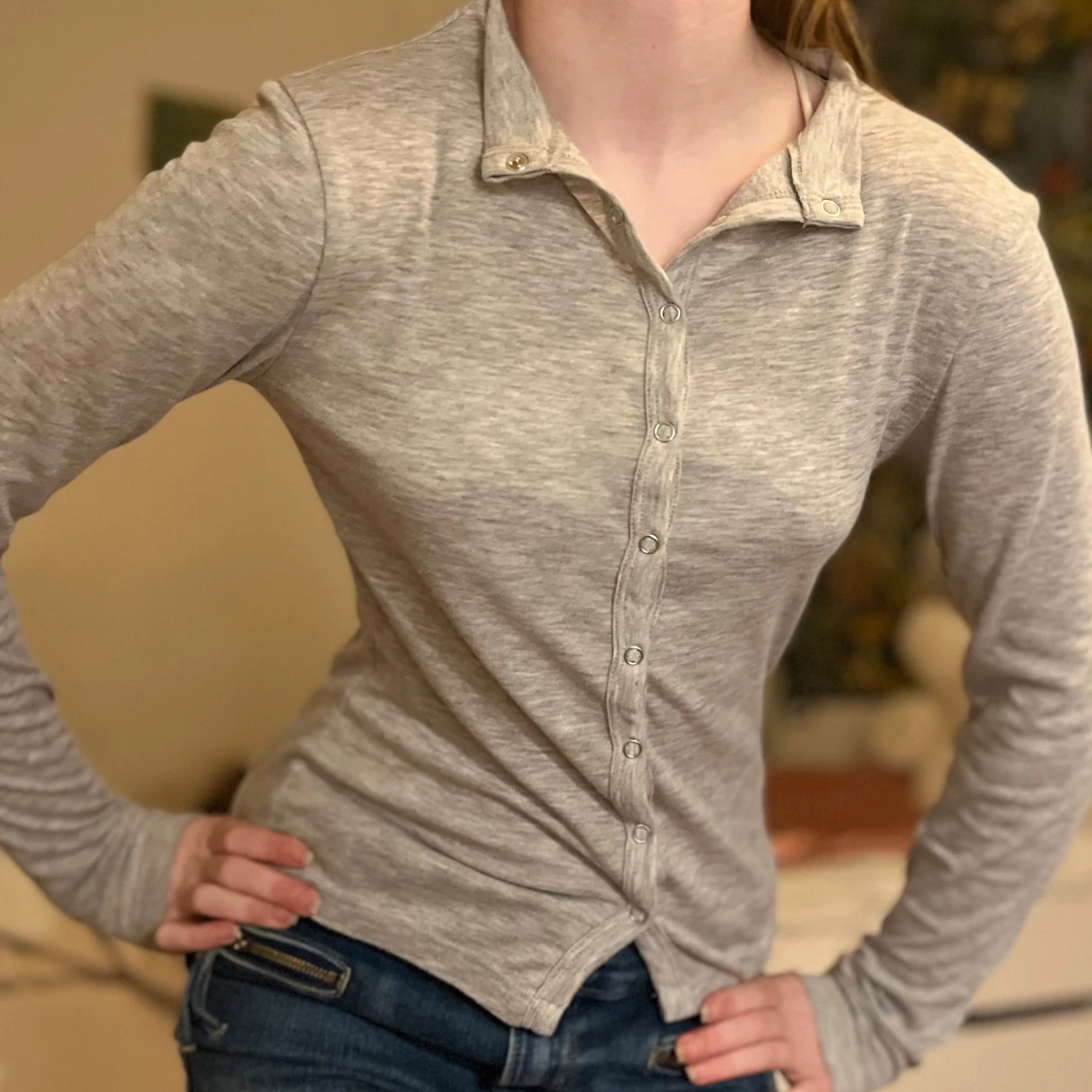 Grå långärmad tröja från Gina Tricot