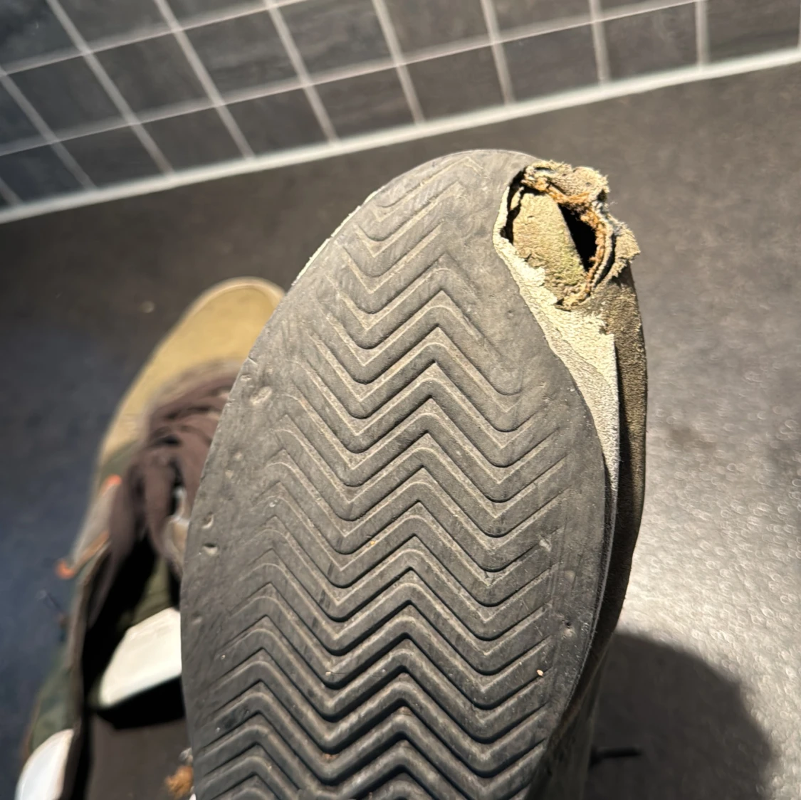 Philippe Model sneakers i olivgrönt - 3