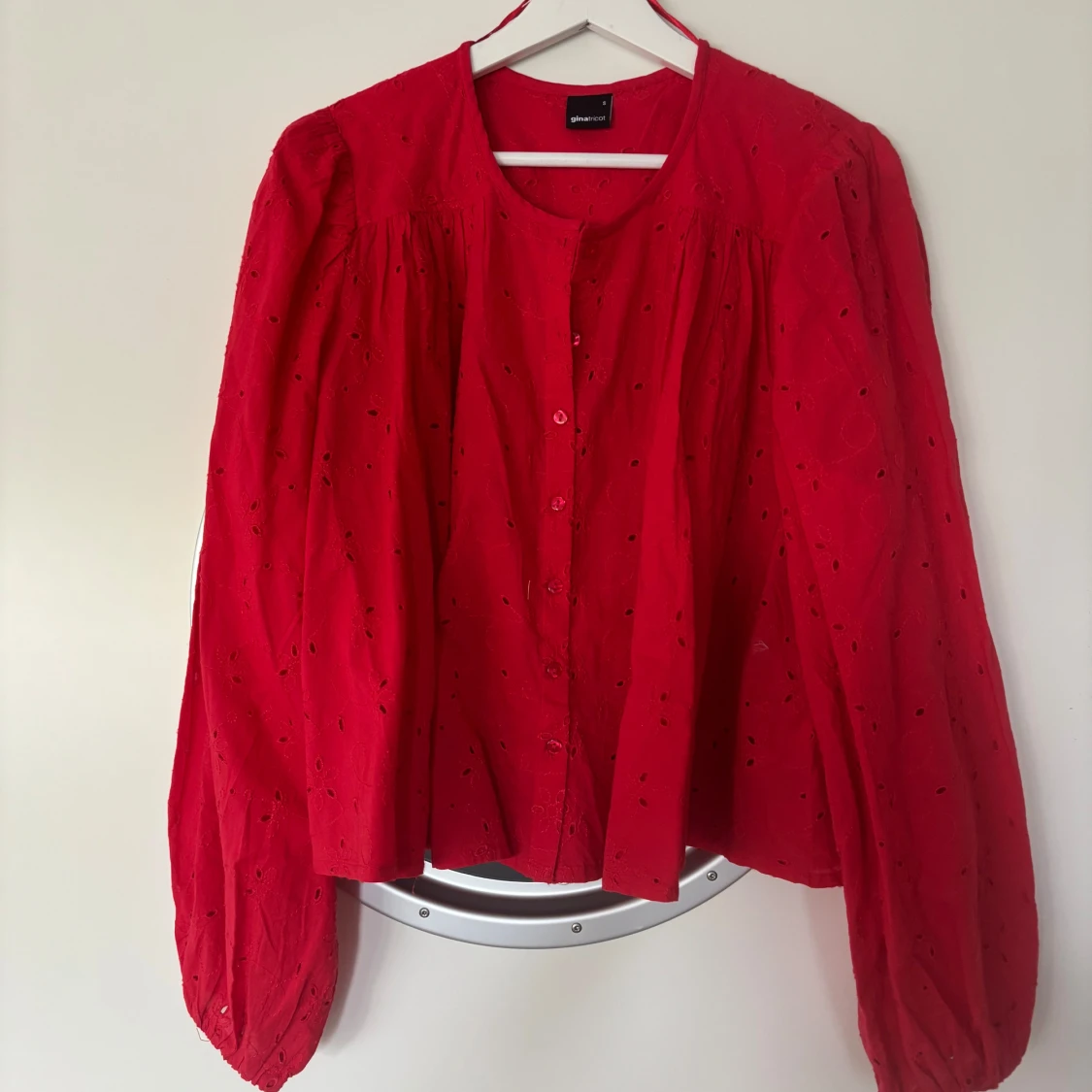 Röd blus från Gina - 3