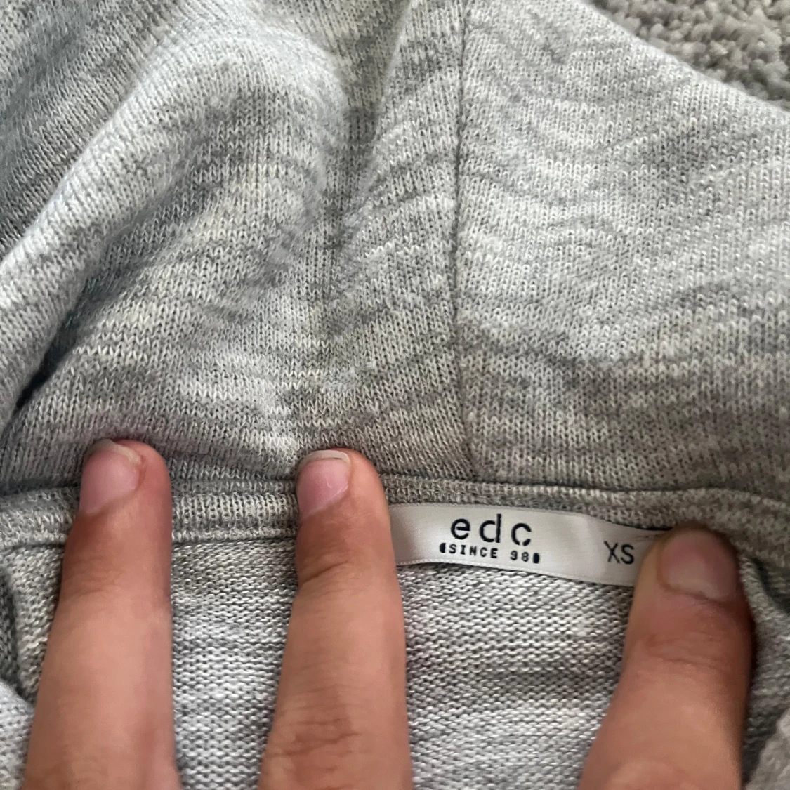 Ljusgrå hoodie från ASOS - 2