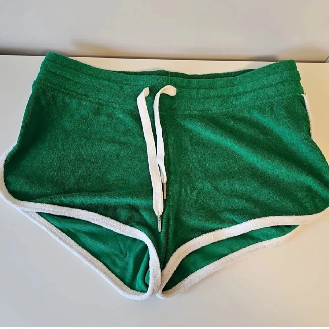 Gröna frottéshorts från H&M Basic