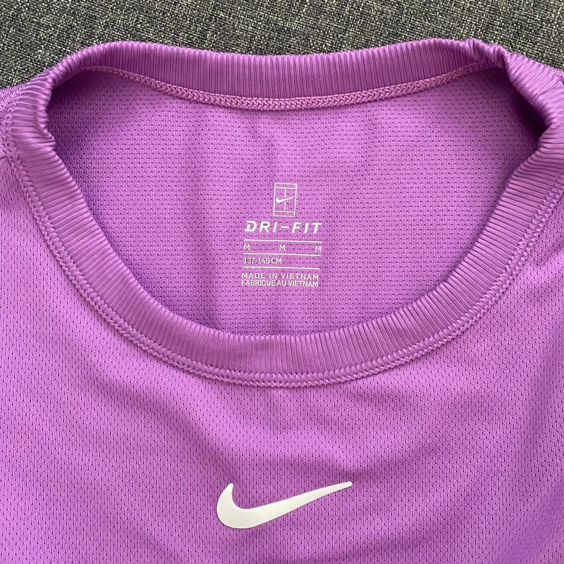 Helt ny Nike T-shirt - 2