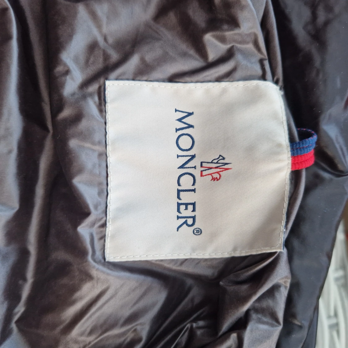 Svart dunväst från Moncler - 2