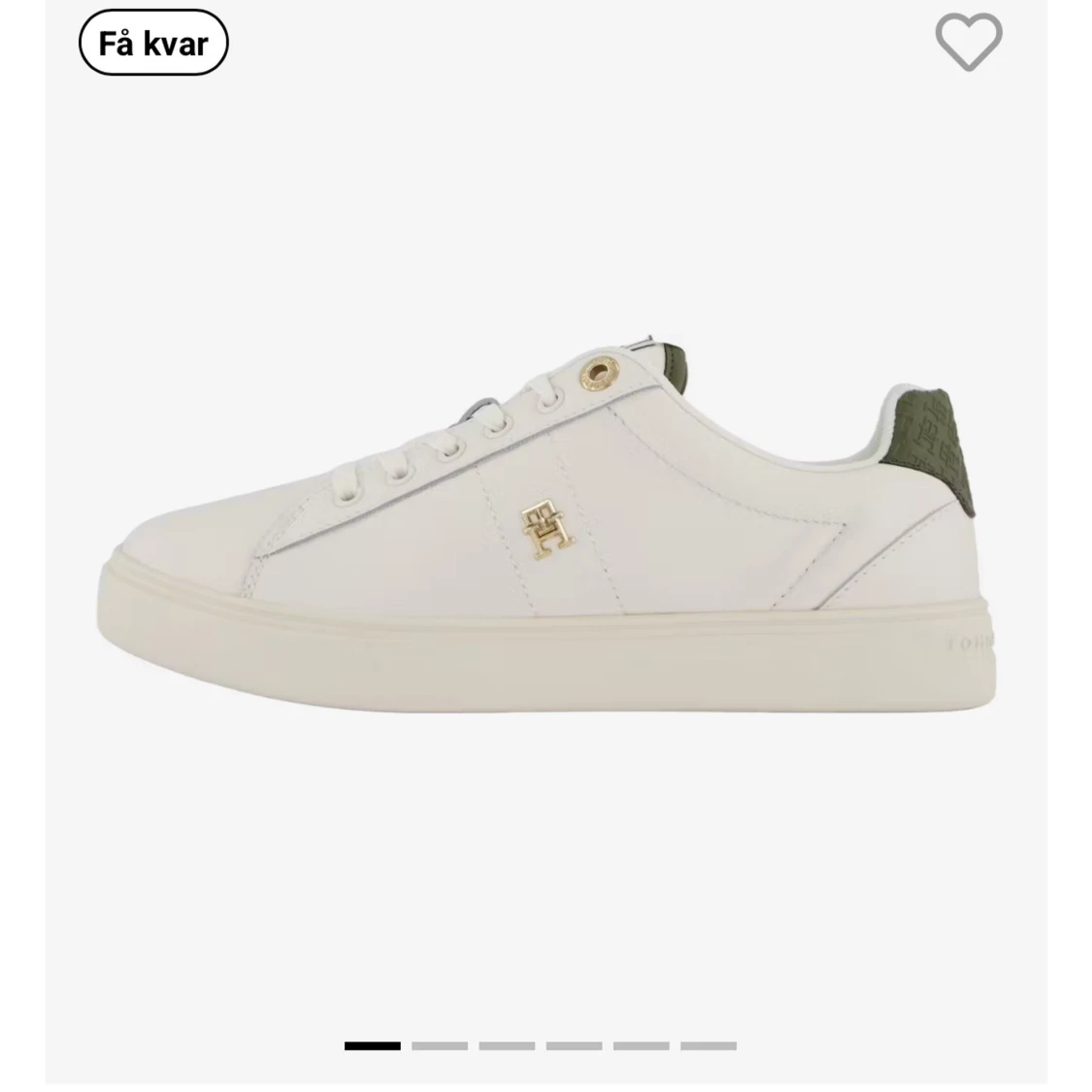 Vita sneakers med gröna detaljer