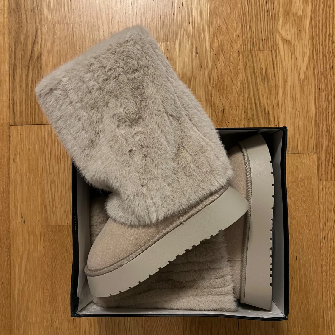 Beige pälsboots - 3