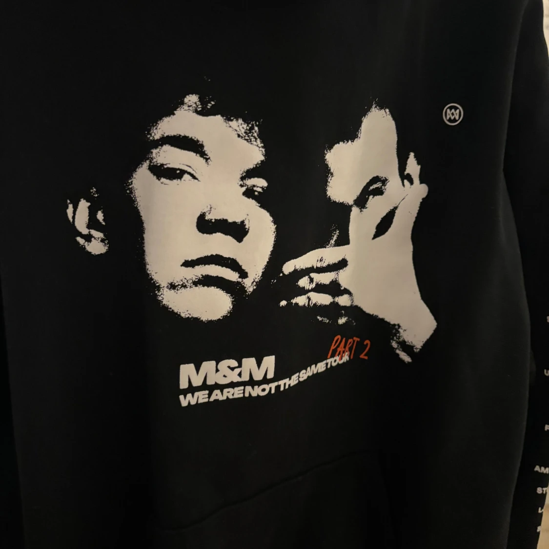 Svart hoodie Marcus & Martinus - 1