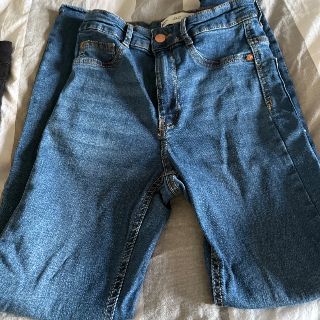 Svarta och blå jeans - 3