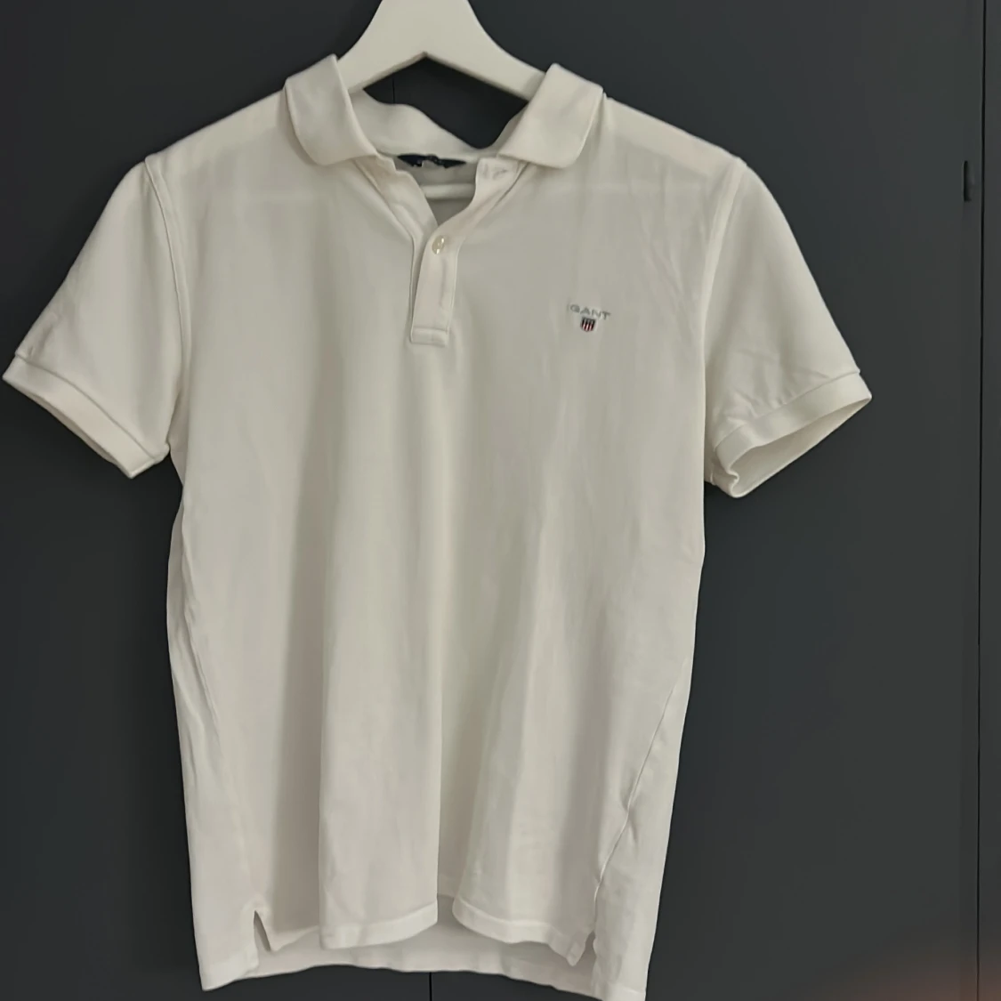 Vit pikétröja från GANT - 3