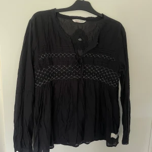 ODD MOLLY BLUS - Blus från odd Molly, Inga defekter! Storlek 4